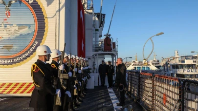 Vali Toraman’dan TCSG Güven Gemisine ziyaret