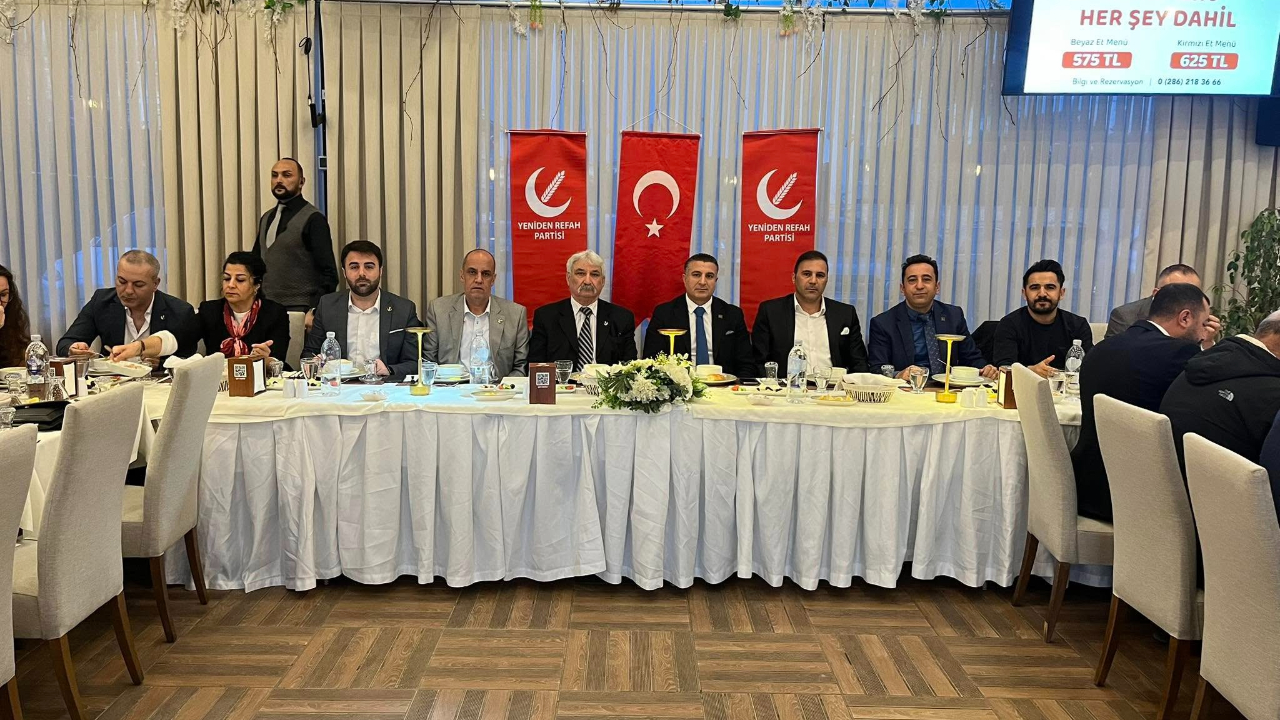 Yeniden Refah Partisi iftar programında buluştu